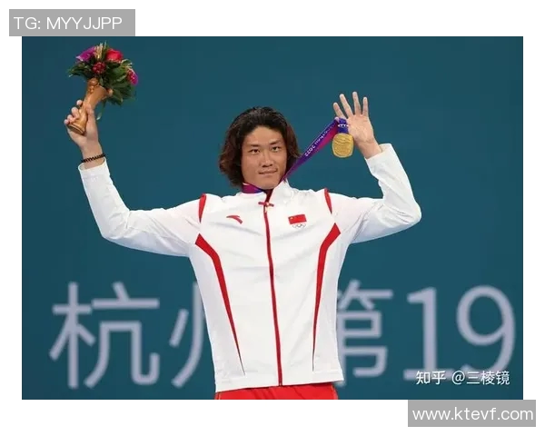 杭州亚运会网球队展现强大实力与团队精神的精彩点评