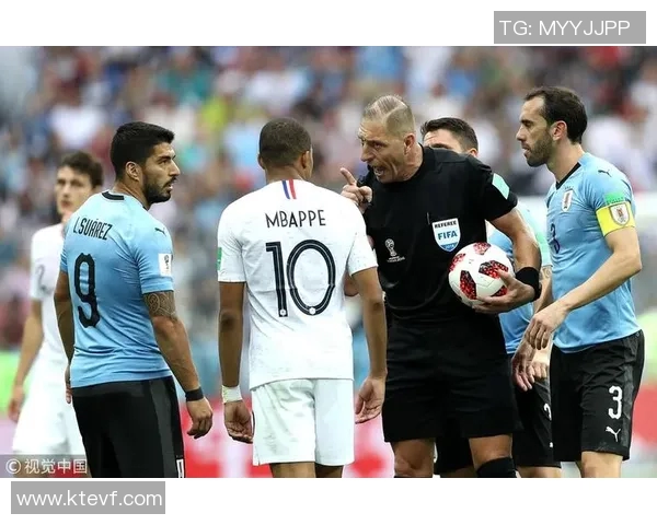 法国与乌拉圭主队对决精彩回顾与赛后分析