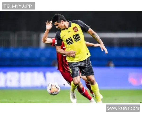 赫拉克与埃因霍温精彩对决视频直播全程回顾与分析 赫拉克与埃因霍温精彩对决视频直播全程回顾与分析