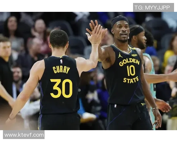 勇士与篮网激战正酣视频直播带你感受篮球魅力与精彩瞬间