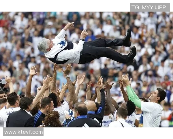 卢卡库重返赛场展现强劲状态助力球队争夺冠军荣耀